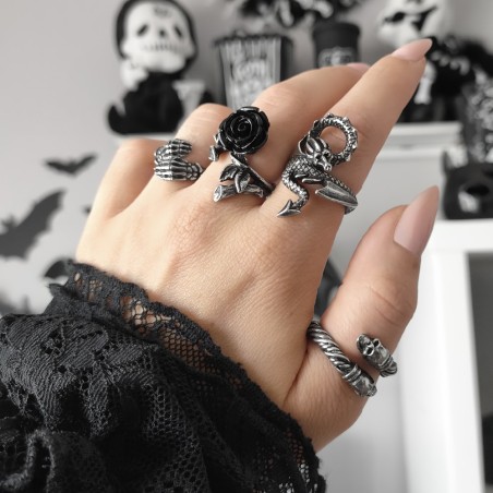 Wild Black Rose (R241) ~ Rings | Alchemy England