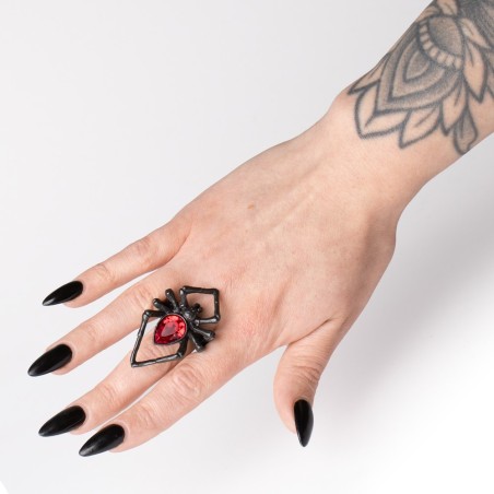 Black Widow (R222B) ~ Rings | Alchemy England